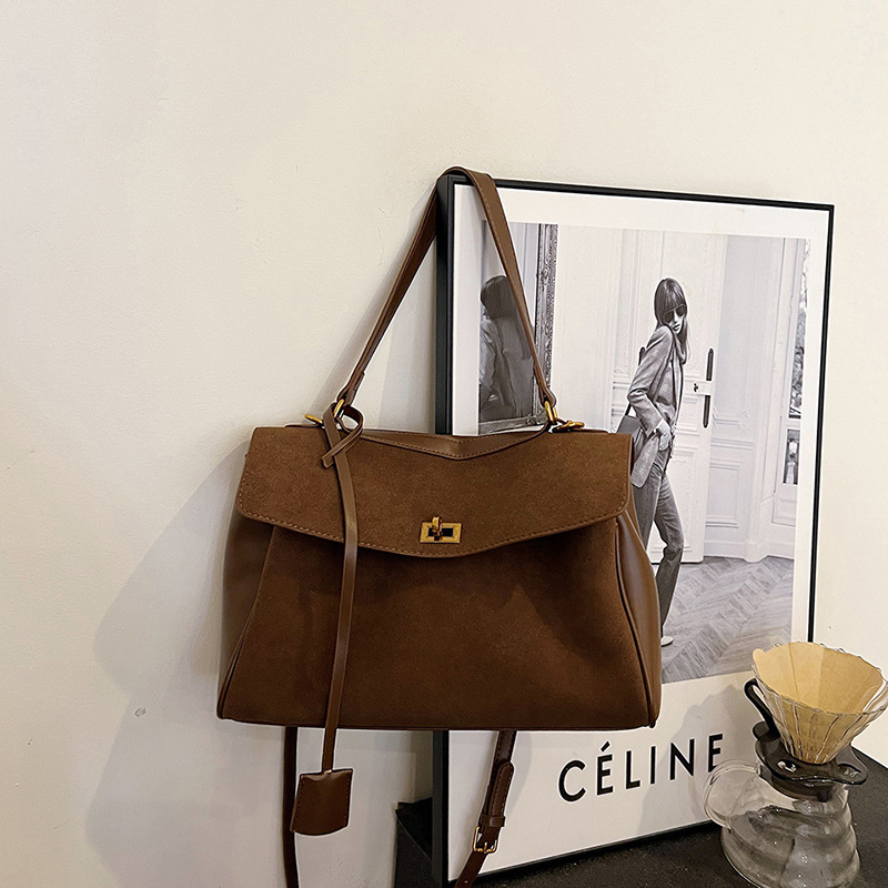CGCBAG Vintage Tasarımcı Lüks  - Luxury Bags Vintage incelemesi ve fiyatı